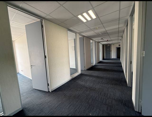 486M² OFFICE TO LET IN ROSEBANK